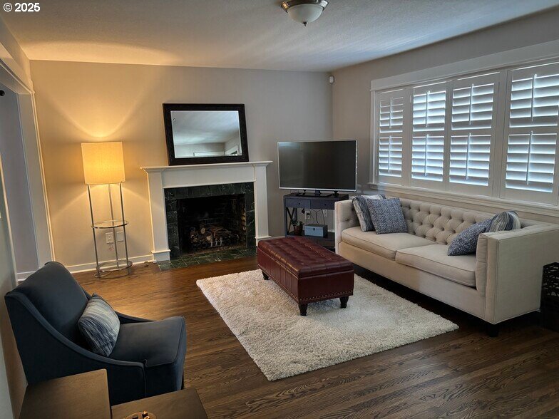 4535 SW LAURELWOOD AVE