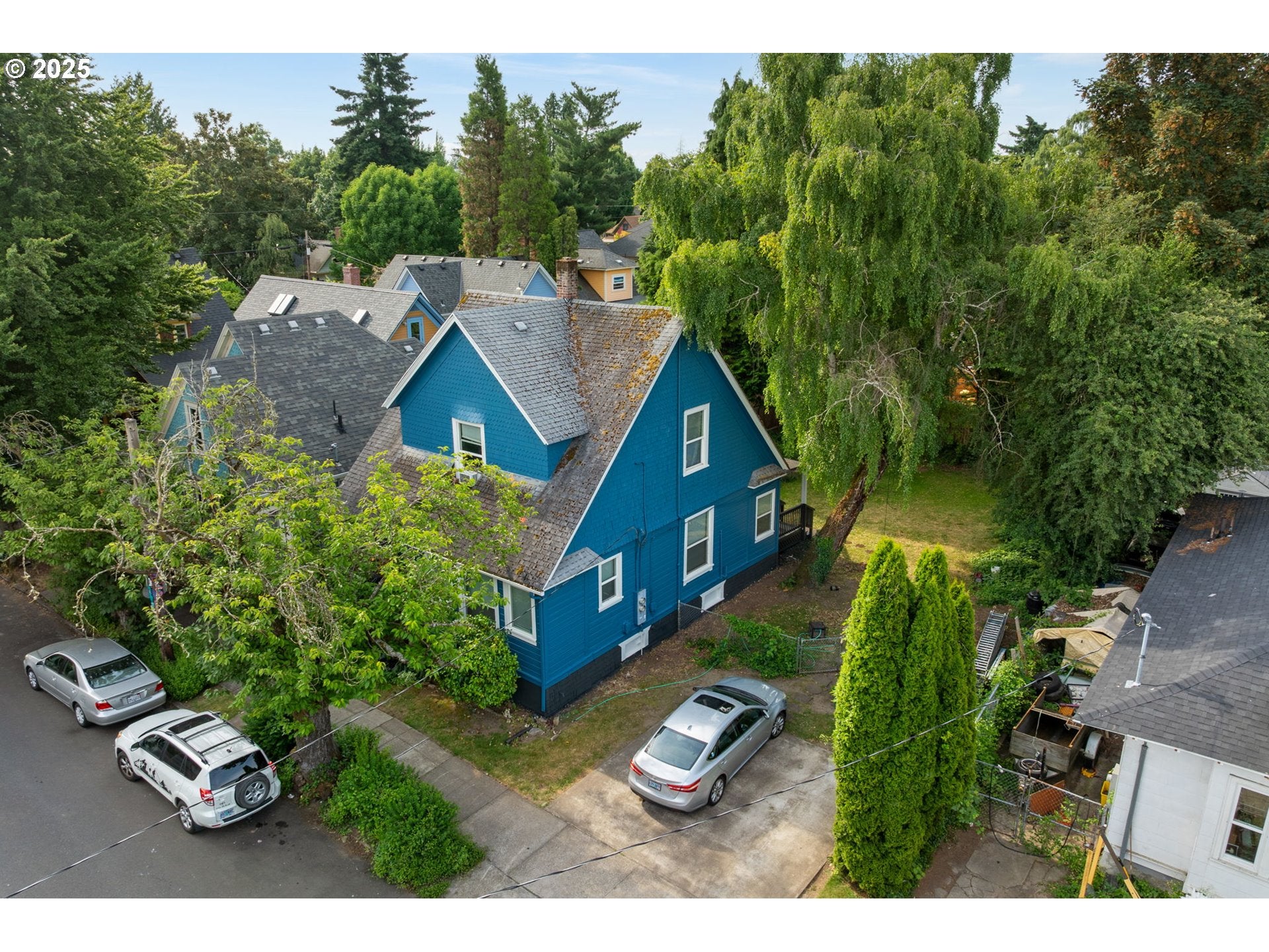 3236 SE YAMHILL ST