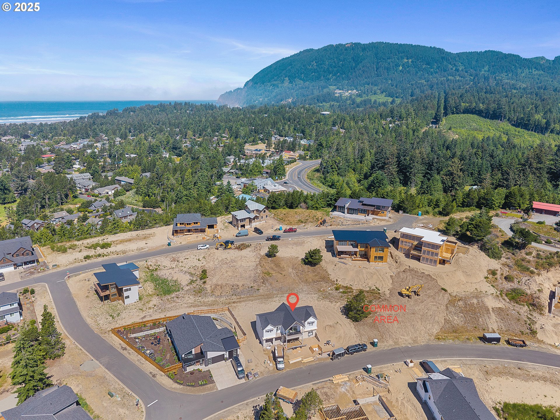 483 Meadows DR