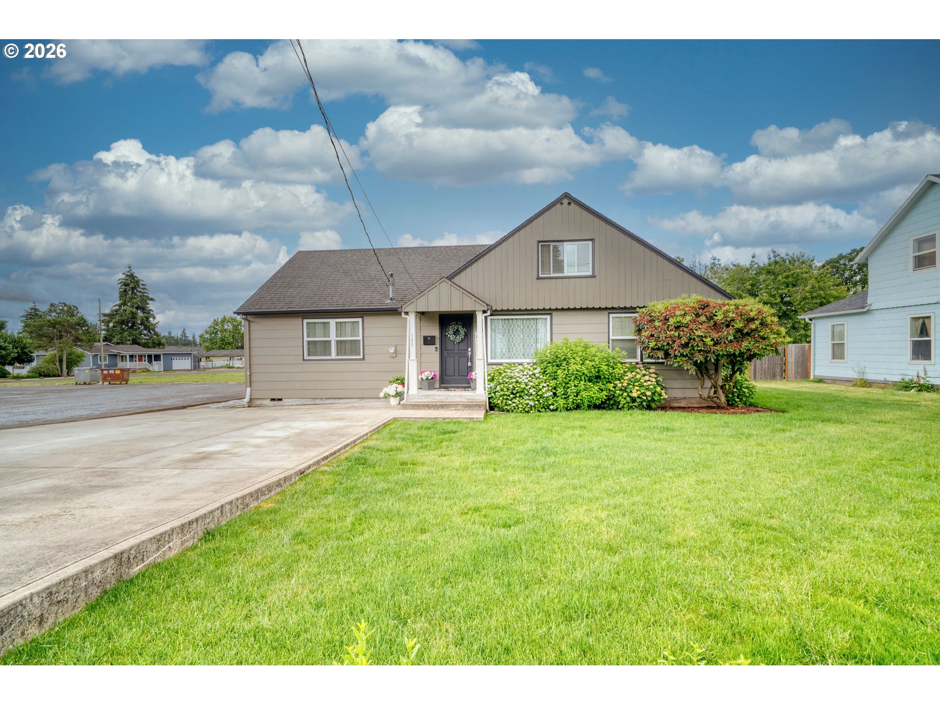 165 N VERNONIA RD