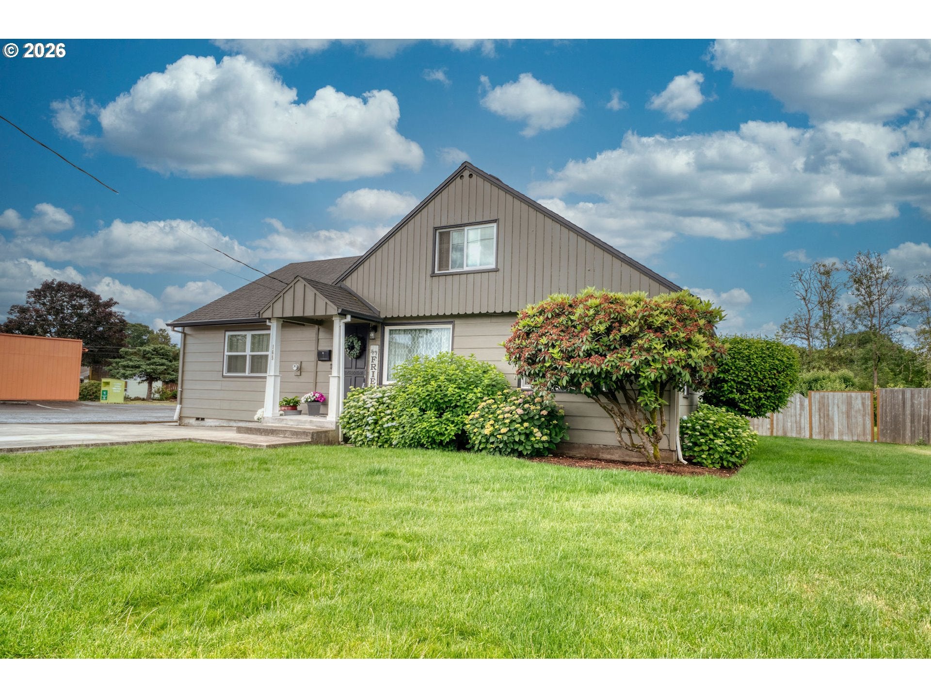165 N VERNONIA RD