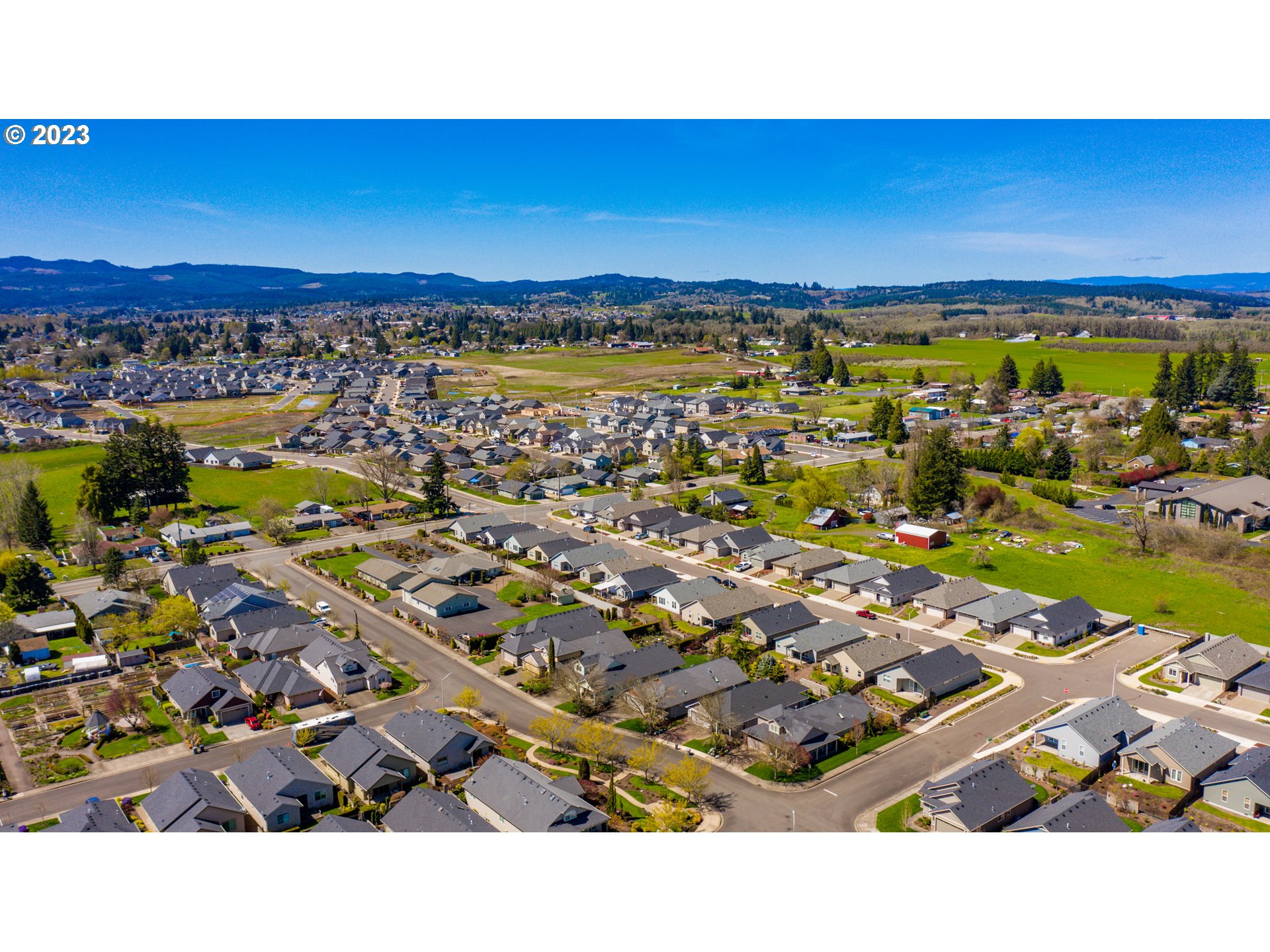 Dallas, Oregon 97338, United States, 3 Bedrooms Bedrooms, ,2 BathroomsBathrooms,Residential,Active,43364