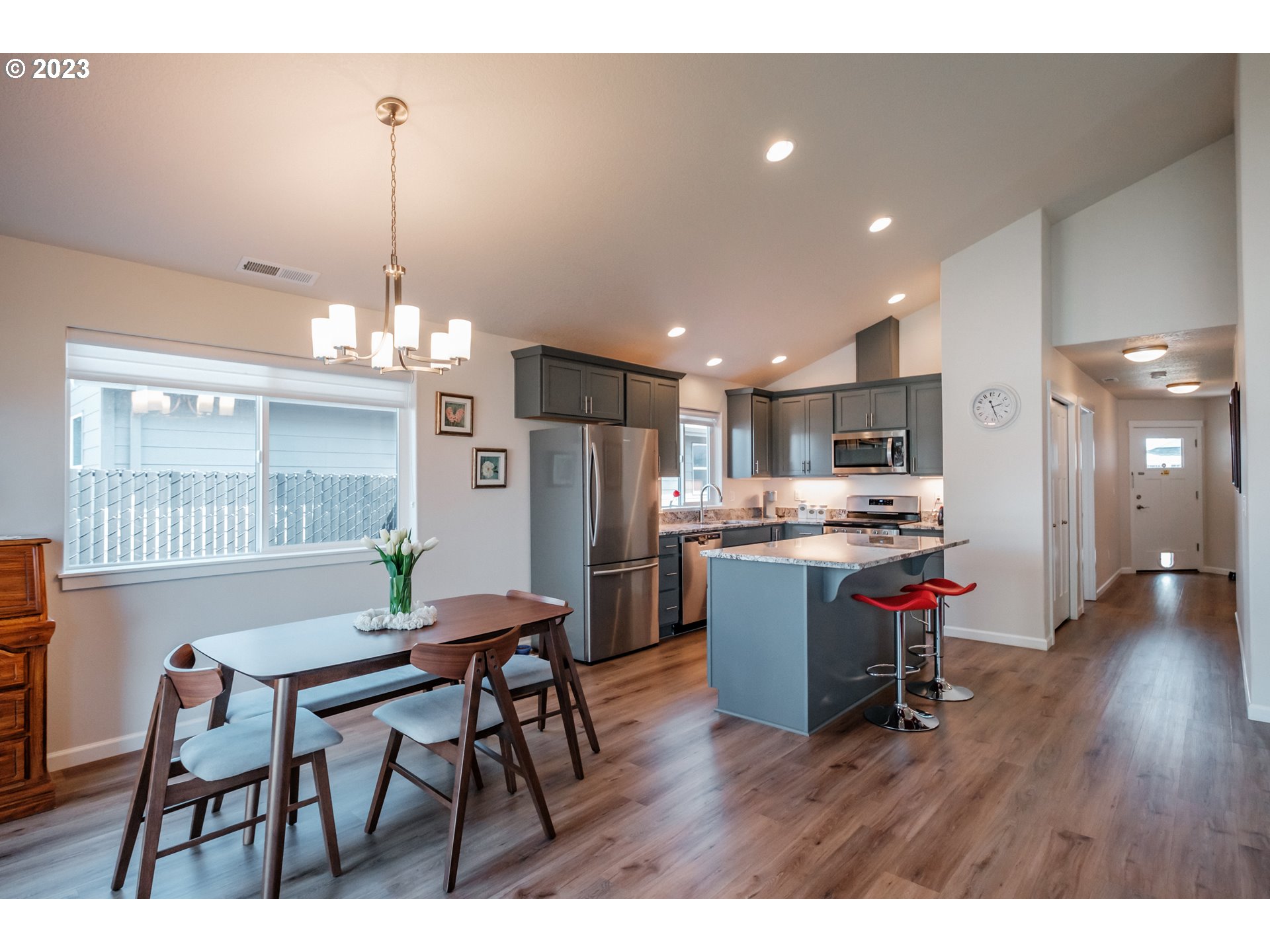 Dallas, Oregon 97338, United States, 3 Bedrooms Bedrooms, ,2 BathroomsBathrooms,Residential,Active,43364