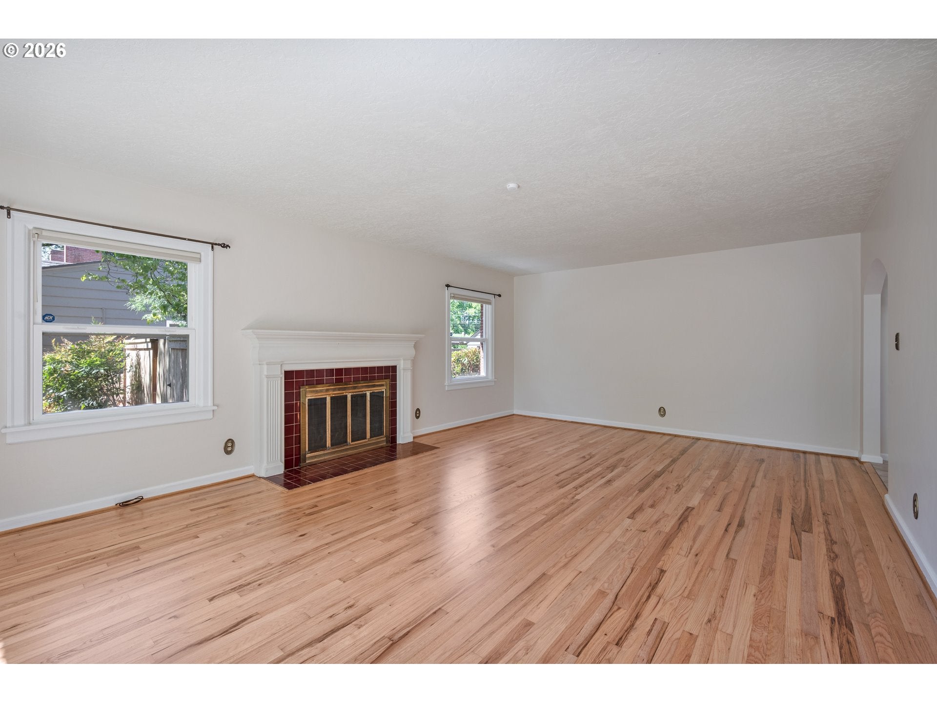 1327 18TH AVE