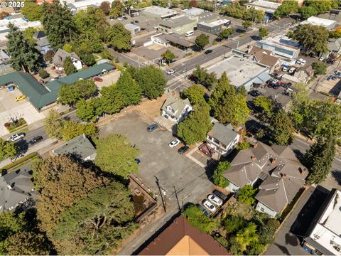 6th ST Eugene OR 97401