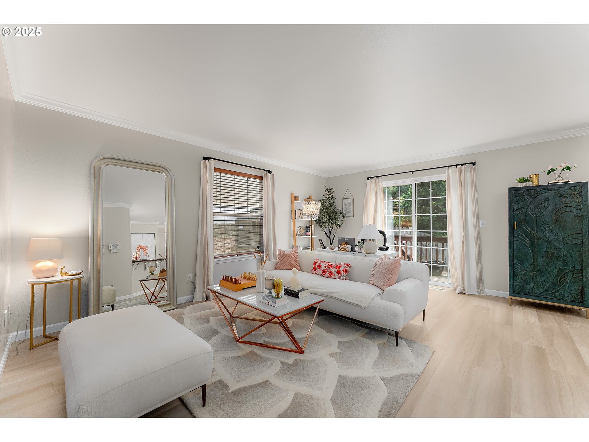 1489 FOUR SEASONS DR