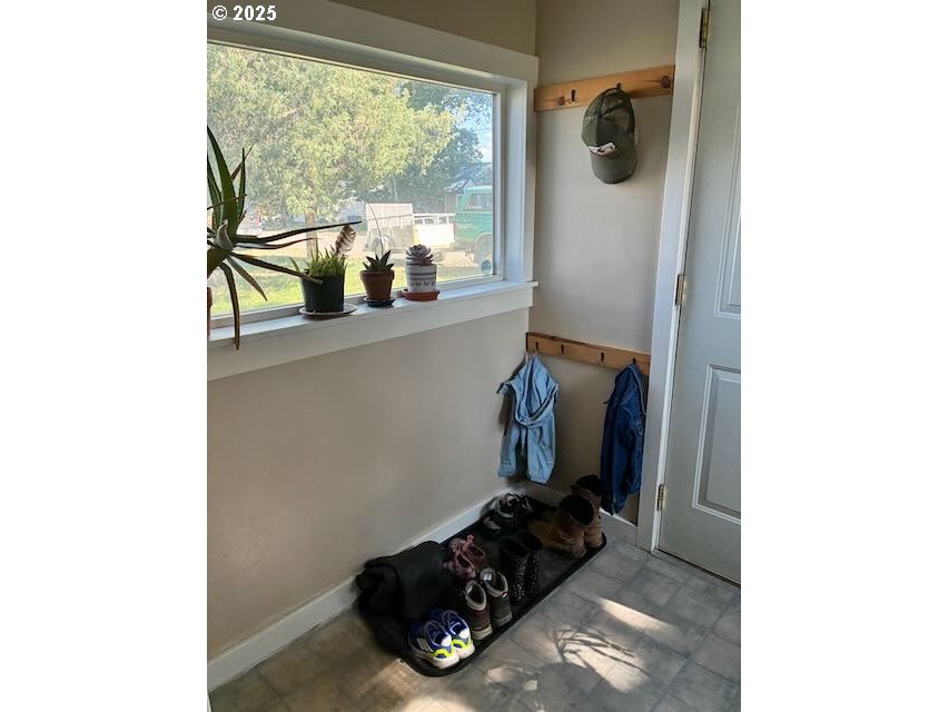 107 W 4TH ST