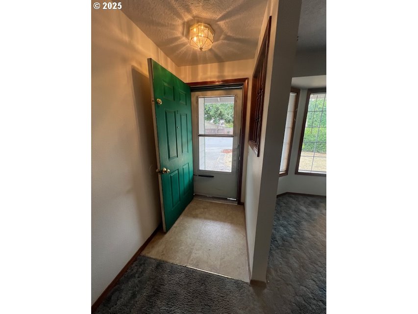 2492 NE 9TH PL