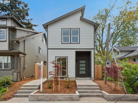 1534 N Schofield ST Portland OR 97217