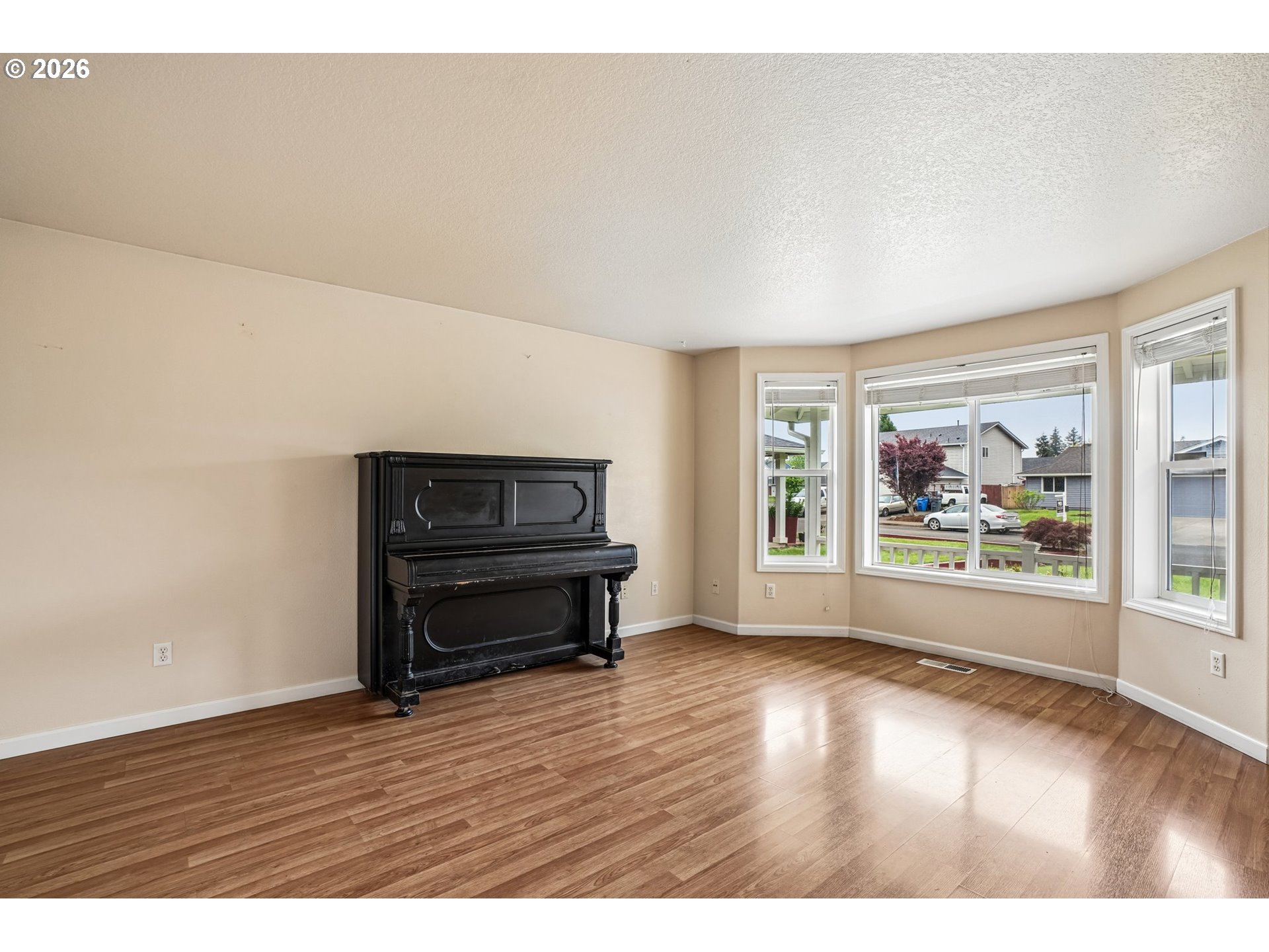 308 SE 9TH ST