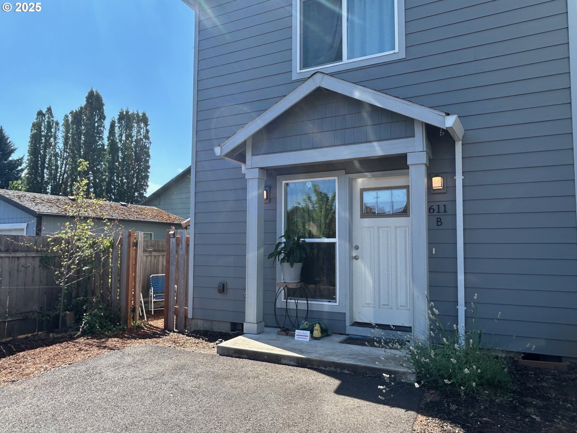 611 SE 142ND AVE B