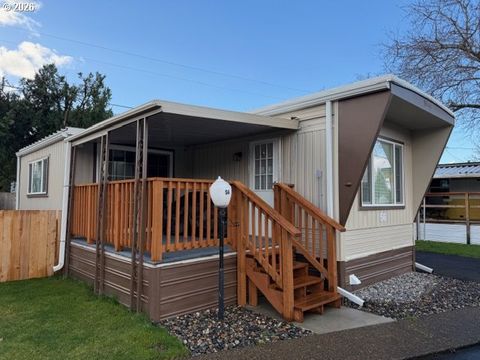 16901 SE DIVISION ST Portland OR 97236