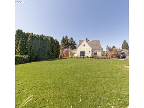 A home in Tigard