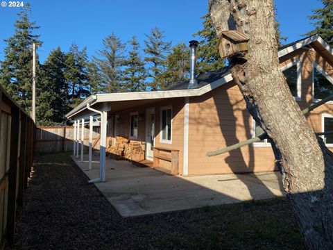 A home in Port Orford