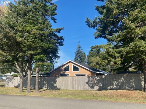 A home in Port Orford