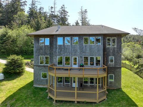 A home in Gold Beach