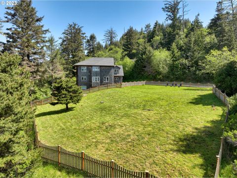 A home in Gold Beach