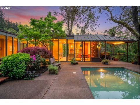 1990 PARKSIDE DR Eugene OR 97403