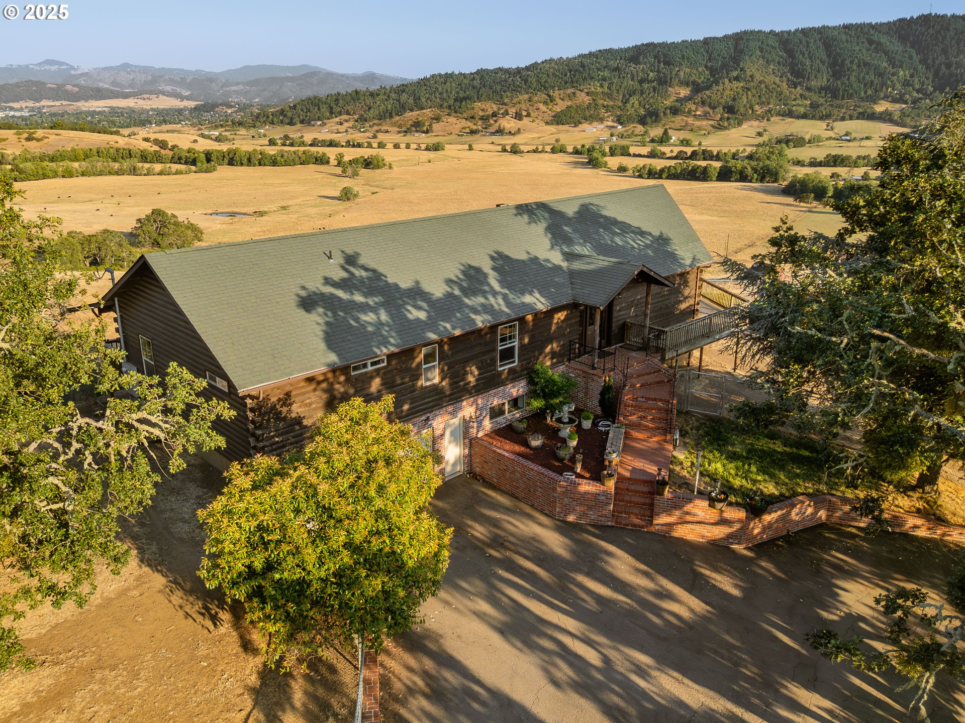 629 BUELL LN