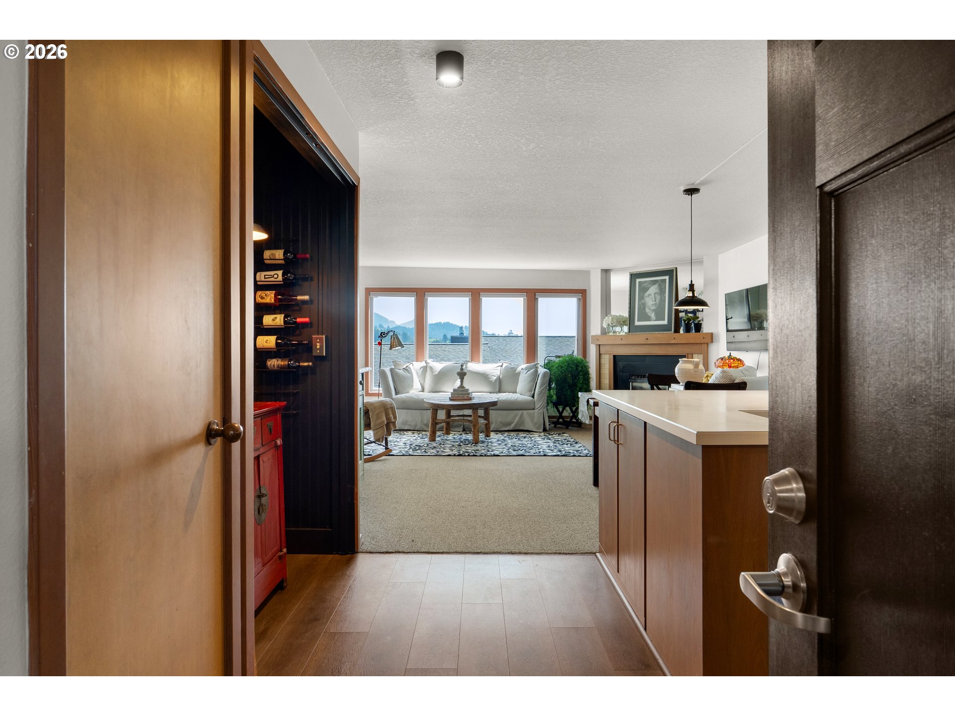 353 N BREAKER POINT DR 353