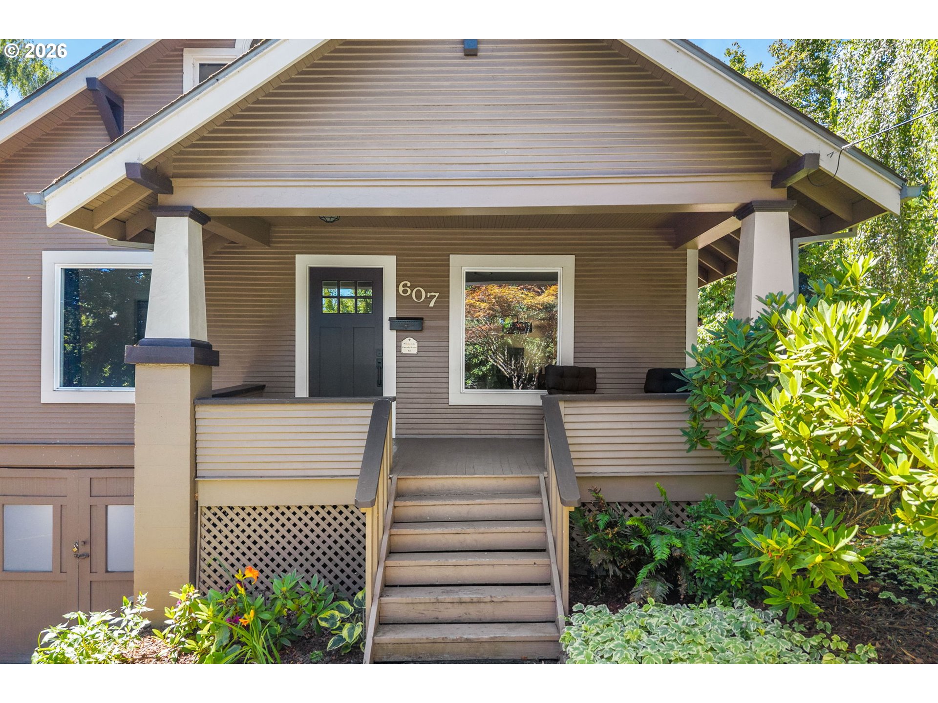 607 CASCADE AVE #1 & #2