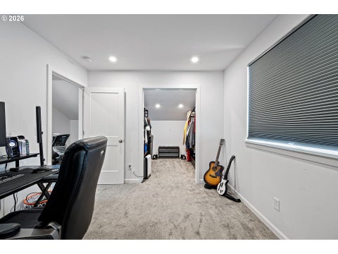 Tiny photo for 1101 Cedar Ct, Creswell, OR 97426 (MLS # 262835423)