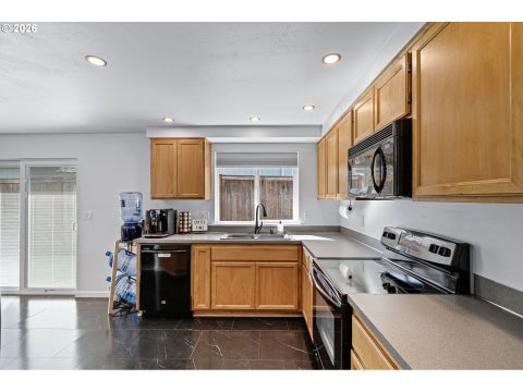 Tiny photo for 1101 Cedar Ct, Creswell, OR 97426 (MLS # 262835423)