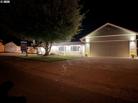 Tiny photo for 1101 Cedar Ct, Creswell, OR 97426 (MLS # 262835423)