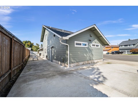 Tiny photo for 1101 Cedar Ct, Creswell, OR 97426 (MLS # 262835423)