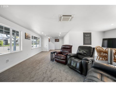 Tiny photo for 1101 Cedar Ct, Creswell, OR 97426 (MLS # 262835423)
