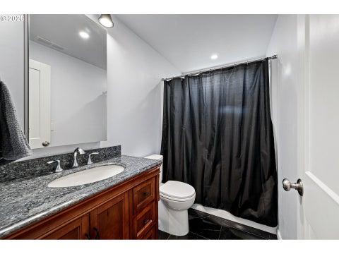 Tiny photo for 1101 Cedar Ct, Creswell, OR 97426 (MLS # 262835423)