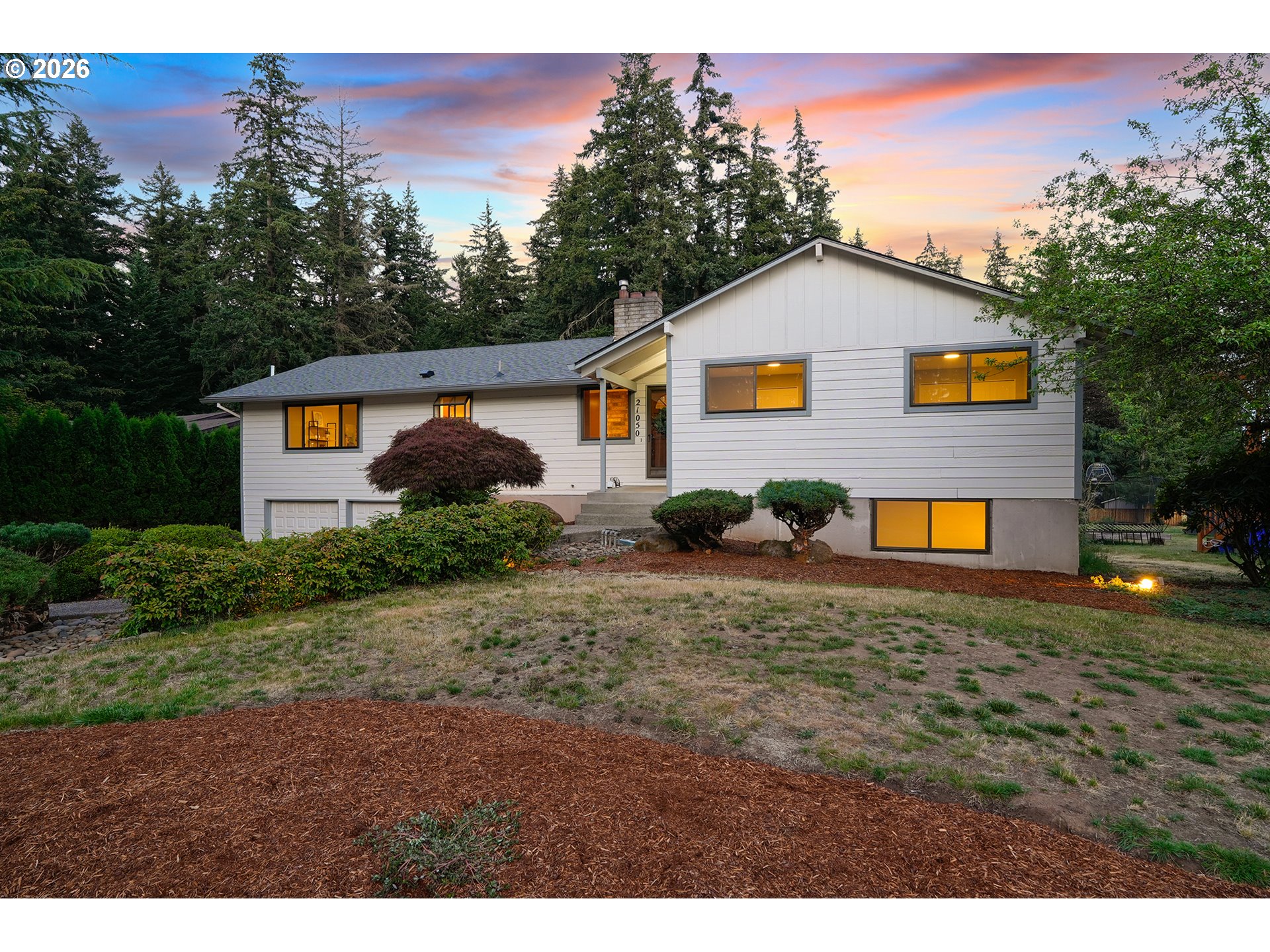 21050 S MOSSY ROCK CT