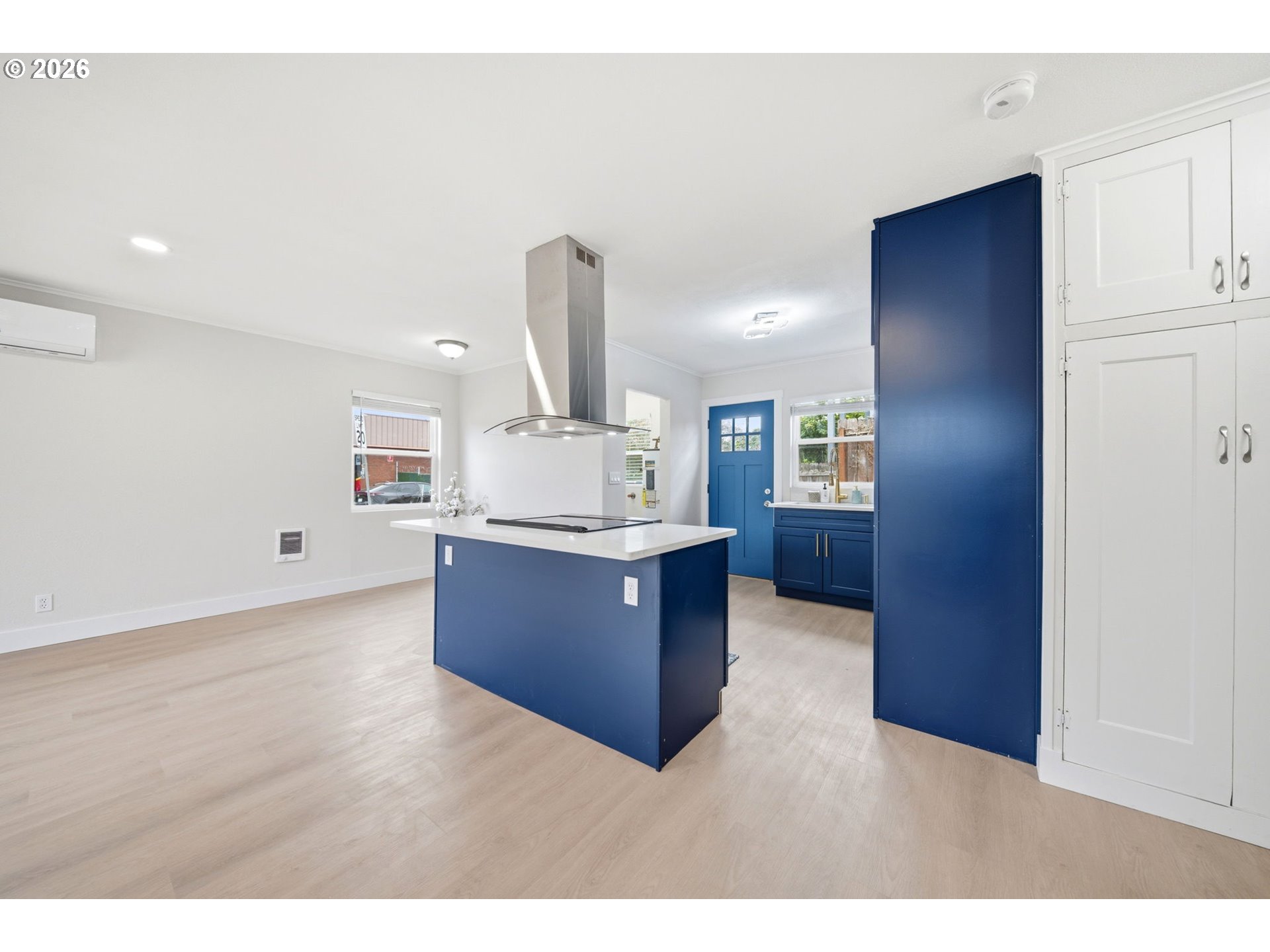 8024 NE FREMONT ST