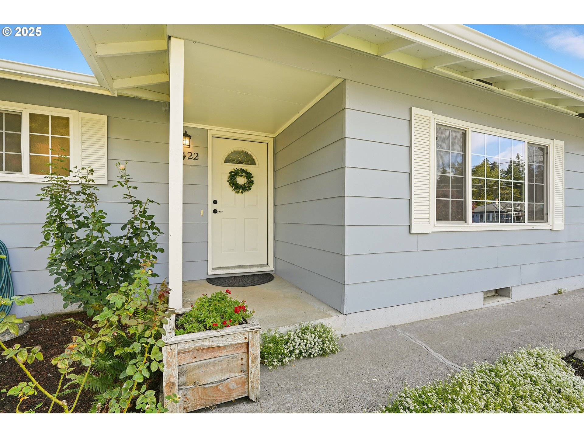 1422 SE 209TH AVE