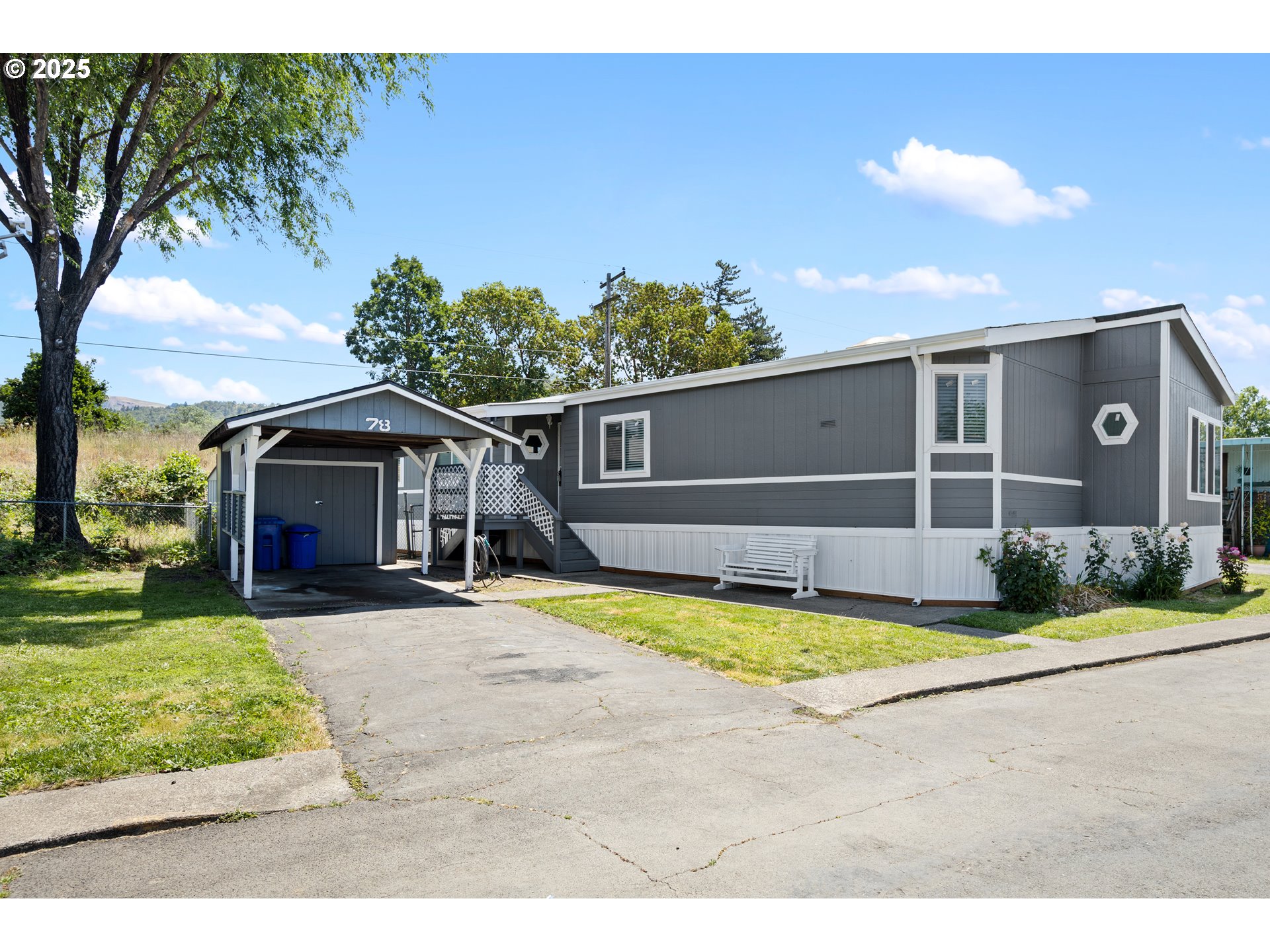 78 MANOR LOOP