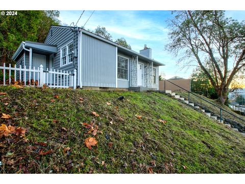 A home in Roseburg