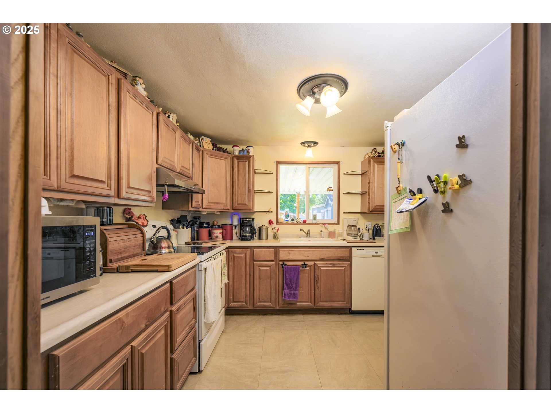 10701 SE HIGHWAY 212 W6