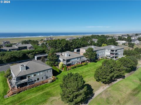 A home in Gearhart