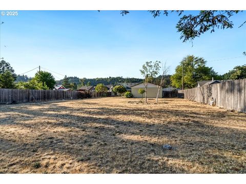Tiny photo for 47578 School St, Oakridge, OR 97463 (MLS # 757825378)