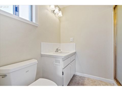 Tiny photo for 47578 School St, Oakridge, OR 97463 (MLS # 757825378)
