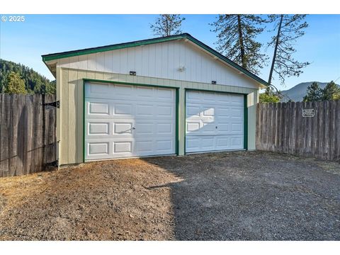 Tiny photo for 47578 School St, Oakridge, OR 97463 (MLS # 757825378)
