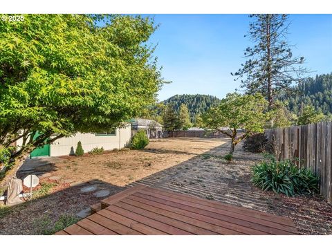 Tiny photo for 47578 School St, Oakridge, OR 97463 (MLS # 757825378)