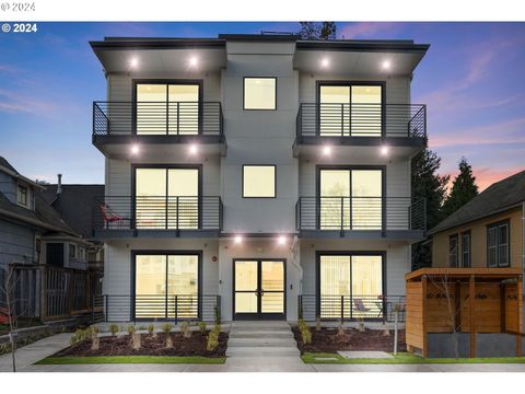 121 N Going ST 202 Portland OR 97217