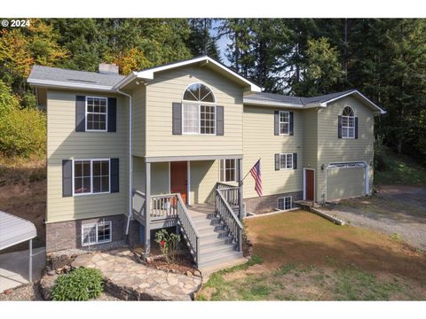 A home in Clatskanie