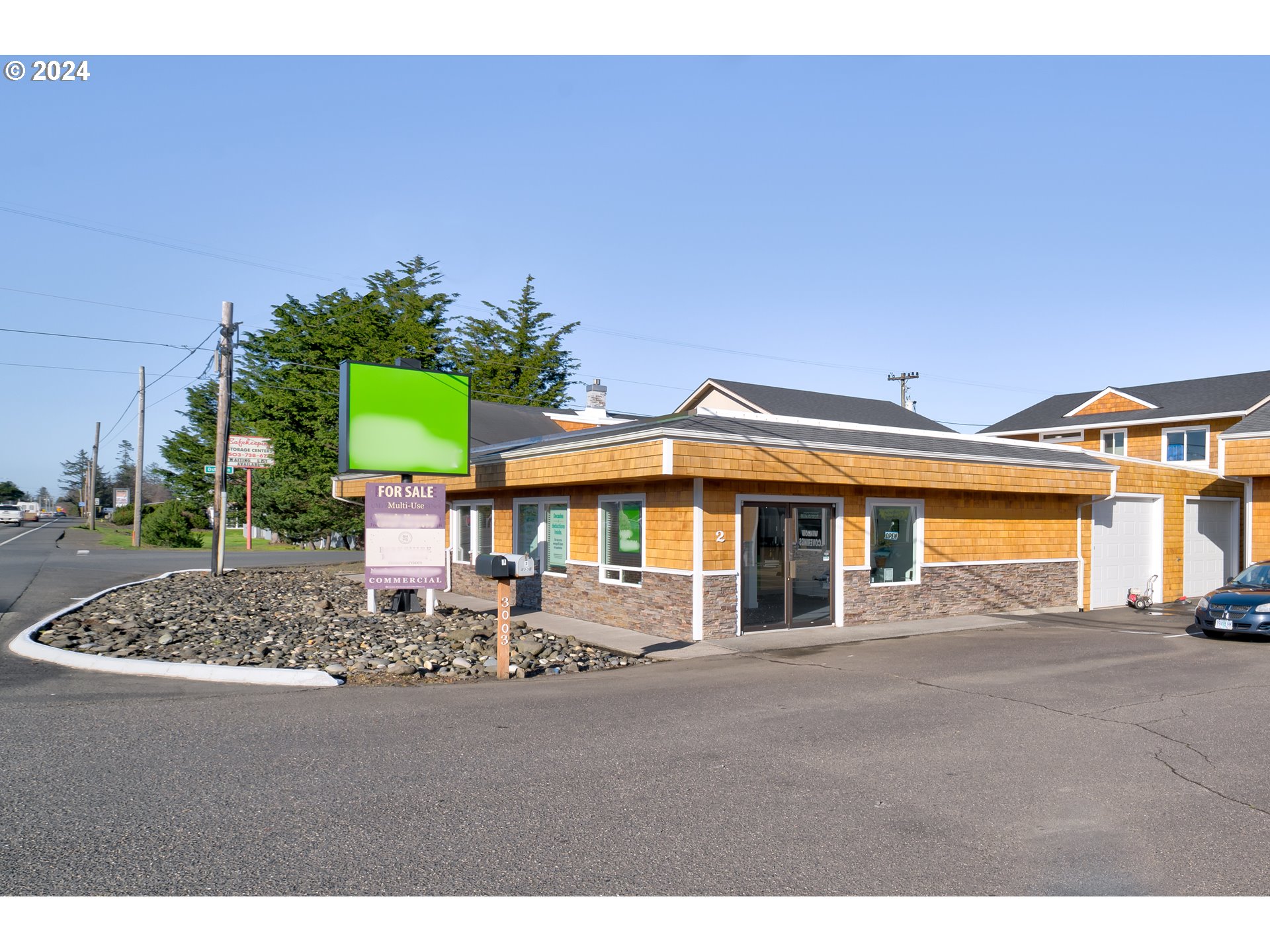 3003 Hwy 101
