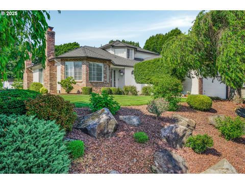 12717 SE BLUFF DR Clackamas OR 97015