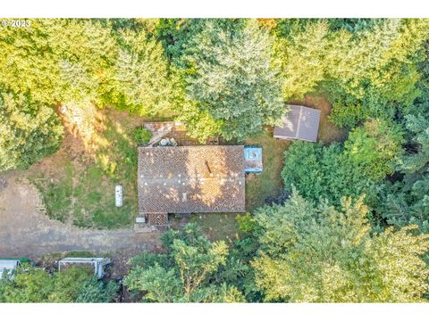 A home in Yamhill