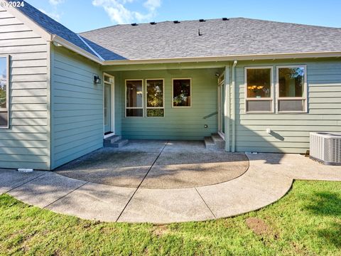 A home in Milwaukie