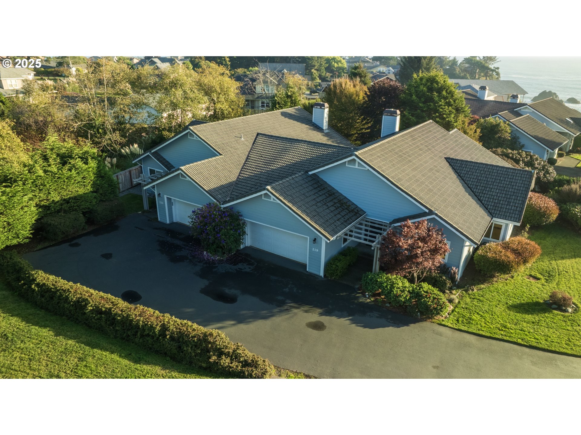 219 SCHOONER BAY DR