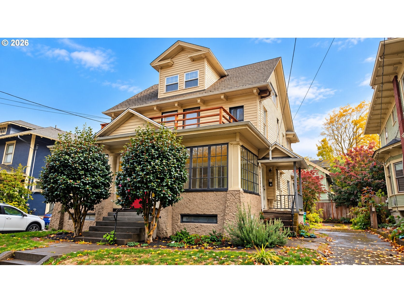 2204 NE 14TH AVE